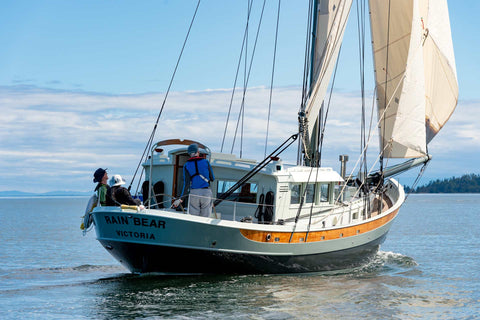 37 ft. Motor Sailer ‘Rain Bear’